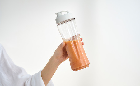 ボトルブレンダー IBB-601-W ホワイト アイリスオーヤマ 電動ミキサー ジュースミキサー ミキサー ボトル ジューサー ブレンダー 氷も砕ける 食欲の秋特集 