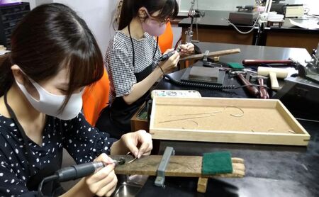 彫金 テクスチャーバングル 制作 体験 コース 2名 FABBRICA OSAWA ／ 体験チケット
