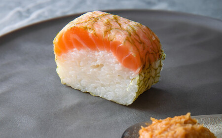 鮭寿司 清広食品 国産 1本 | 寿司