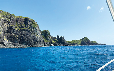 「海から久米島」久米島周遊デイクルーズ 1名様ご利用券