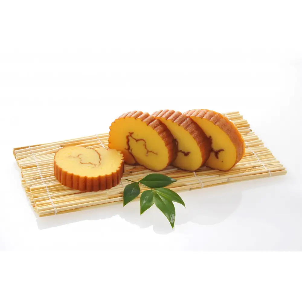 小田原蒲鉾・伊達巻セット【惣菜 かまぼこ 地元特産品 小田原特産品 板付き蒸しかまぼこ（白） 伝統技法 板付き蒸しかまぼこ（赤） だてまき こだわりのかまぼこ ふんわり、しっとり だてまき 神奈川県 小田原市 かまぼこ】