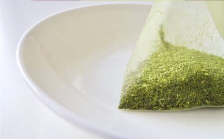 きくのんの 深むし茶 ティーバッグ ふるさと納税限定セット ティーバッグ 2袋 （約5g×30入） 名刺･缶バッジ付き お茶  緑茶 深蒸し 飲料 お茶パック 静岡茶