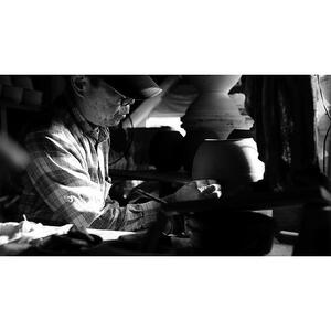 【信楽焼・明山】　焼酎サーバーニコニコふくろう 2.2L　s10-2