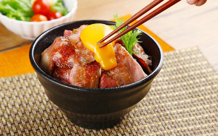 佐賀牛炭火焼ローストビーフ 500g 佐賀県 佐賀市 佐賀牛内もも ミディアムレアローストビーフ 250g×2 小分け ブランド牛ローストビーフ：B270-008