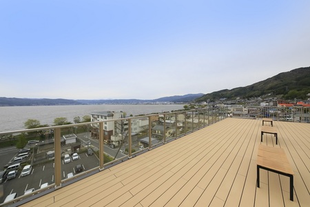 上諏訪温泉 湖泉荘 宿泊券 6,000円分 / 宿泊 観光 諏訪湖 信州 長野県 諏訪市 諏訪 [92-02]