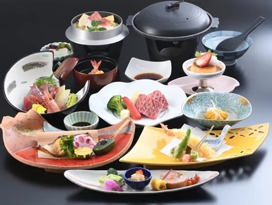 かつらぎ温泉八風の湯　ペア宿泊ギフト券（平日）【1泊2食付】【D007-hpy007】