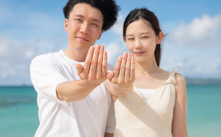 ハテの浜でカップル撮影 in Kumejima 写真