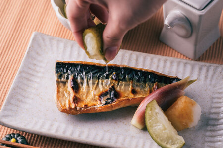【期間限定発送】 へべす 宮崎 種が少ない ひむか農園のへべす 1kg 化粧箱入り [ひむか農園 宮崎県 日向市 452061155]