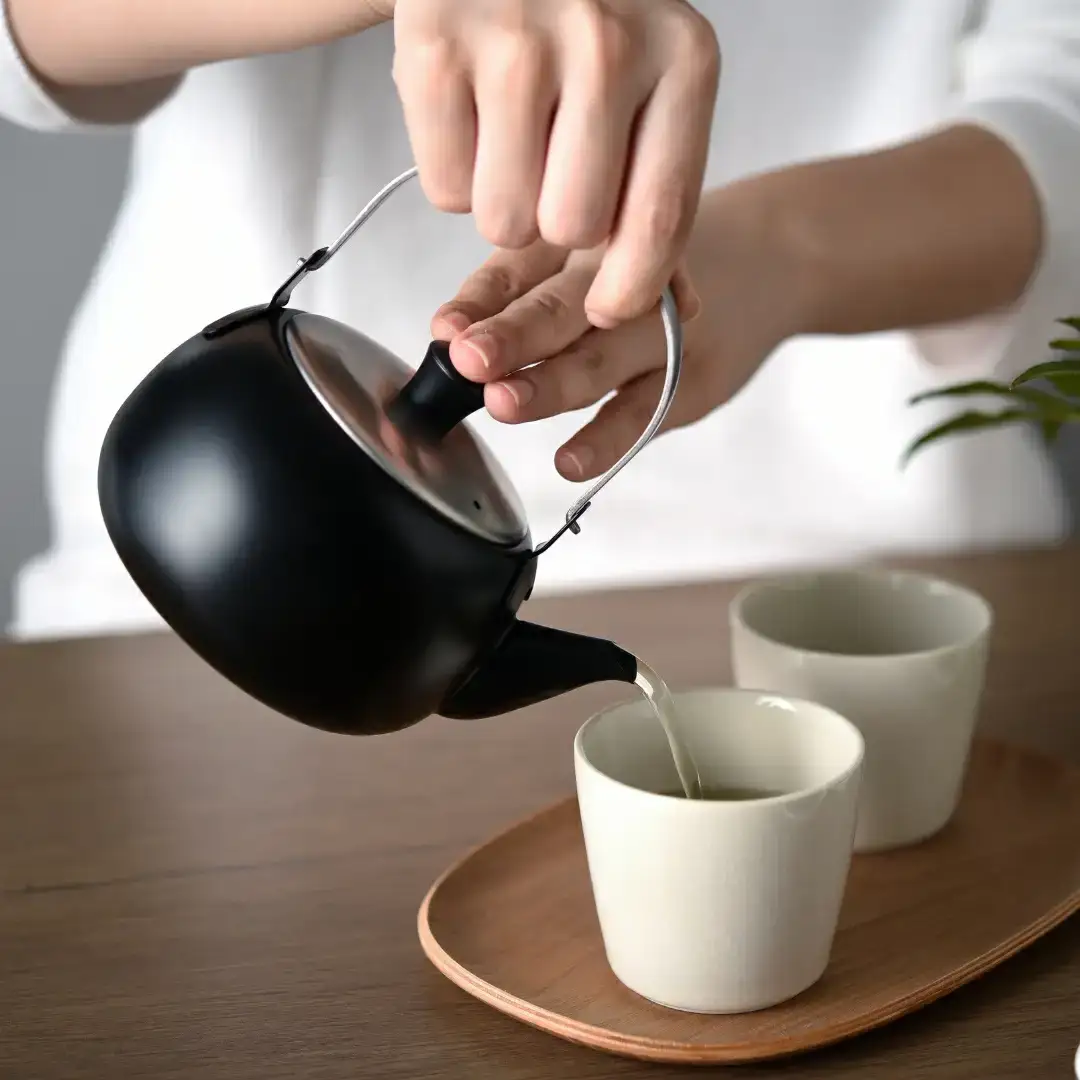 急須(吊り手) 500ml ブライト & ブラック 茶づつ大 お茶 ステンレス製 アーネスト 燕三条製 キッチン用品 調理器具【019S091】