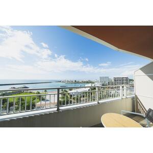 【ふるさと納税】【ヒルトン沖縄北谷リゾート】オーシャンビュールーム1泊朝食付きペア宿泊券 | 沖縄 旅行 ホテル チケット 人気 送料無料