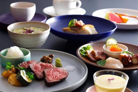 ホテル奈良さくらいの郷 デラックスツインルーム（景観なし）1泊2食 ペア 宿泊券
