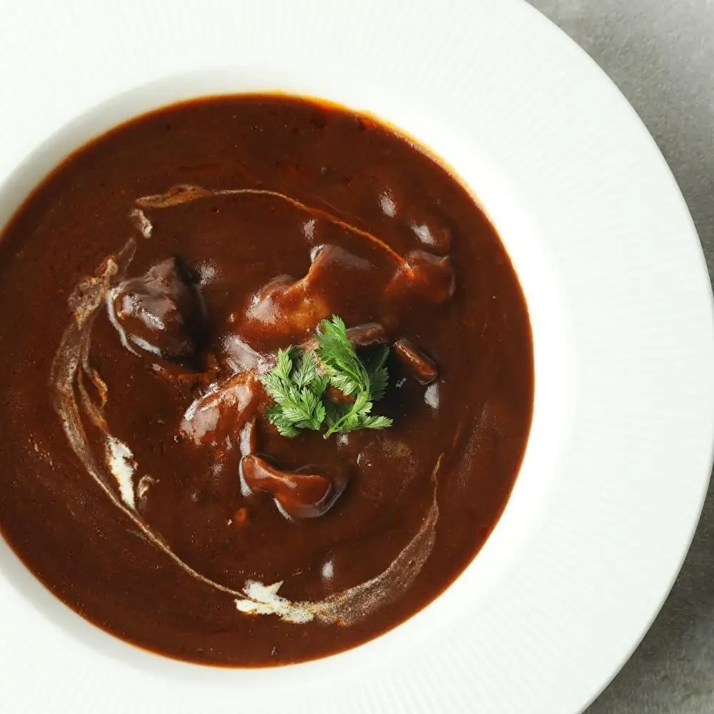 トロトロ牛すじカレー・贅沢和牛ビーフシチュー