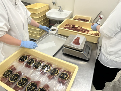 上ノ国ポークジャーキー（30g×5パック）　豚肉　ぶたにく　豚ジャーキー　BBQ　キャンプ　アウトドア　人気　美味しい　北海道産