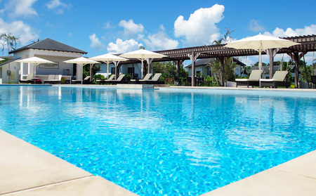 リブマックスアムス・カンナリゾートヴィラ「1泊ペア宿泊券」 沖縄　ホテル