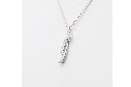 ネックレス プラチナ PT900 ダイヤモンド 0.2ct リボン モチーフ レディース ペンダント【f132-pt】 [株式会社オーダーメイドジュエリーメイ 山梨県 韮崎市 20742943] アクセサリー ジュエリー アクセ