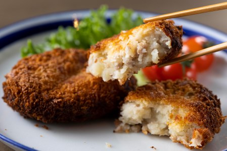 北海道産 黒毛和牛 みついし牛 と ホエー豚 の ハンバーグ ＆ コロッケ 計10個 (各5個) 