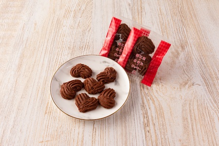 【ふるさと納税】愛に恋 みまたクッキー (25g×7個) 1箱  宮崎県 三股町  スイーツ おやつ 菓子 お菓子 洋菓子 クッキー チョコ バレンタイン ホワイトデー プレゼント ギフト 贈答用 クリスマス ご当地 母の日 お土産