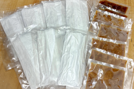 自家製粉手打ち急速冷凍生そば　7人前【生そば 7人前 そばつゆ付き セット 蕎麦 玄そば 出雲そば そば 国産 無添加 手打ち 打ち立て 冷凍配送 自家製 石臼挽き こだわり 人気 生麺 麺類 和食 食品 健康 美容 】
