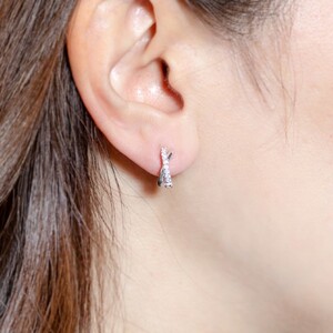 【ジュエリーの街、山梨県甲府市】ダイヤ0.20ct Pt900ピアリング　LE515P