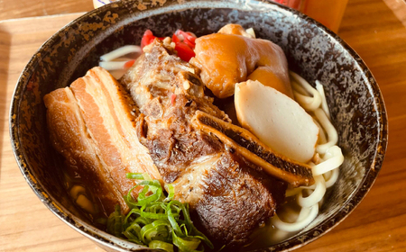 沖縄そば 【全6回定期便】だるまそば 4食セット (三枚肉・ソーキ・軟骨ソーキ・てびち)  BCAO008 そば