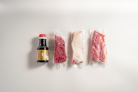 【厳選】馬刺し 3種 450g 専用醤油付き 150ml×1本 馬刺し 馬肉 馬 肉刺し 専用醤油 150ml 人気部位 赤身 フタエゴ サガリ高級 桜屋 熊本 阿蘇 南小国町 送料無料