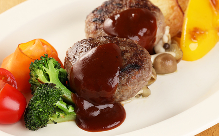 【遅れてごめんね 父の日（6月23日～28日お届け）】飛騨牛串焼き・飛騨牛ハンバーグセット（牛串 10本・ハンバーグ 100g×2個）【22-33fo】