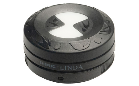 自然光の美顔ライト　LINDA ／ セリック リンダ メイク 化粧 持ち歩き 小型ライト ミニライト 軽量 充電可能 埼玉県 No.285