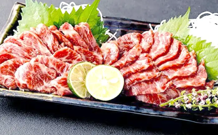 熊本 馬刺し 霜降り (中トロ) 計約1kg(約50g×20個)  馬刺し[AYAN021]
