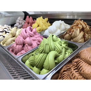 ジェラート騎士が贈る　ジェラートギフト10個セット【菓子 アイス ヨーグルト ジェラート スイーツ デザート 乳製品 仙台 ギフト グルメ 高級 甘味 贈り物 プレゼント クリーミー】