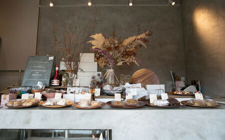 バターケーキ 1ホール 12cm[BGAZ001] ケーキ クリーム