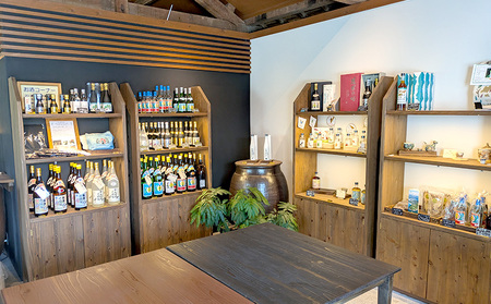 UFUYANBARU　世界自然遺産登録記念ミニボトル　180mlx3本 アルコール お酒 琉球泡盛 泡盛 焼酎 3種類ラベル ミニボトル ヤンバル マイルド 飲料 15度 晩酌 家飲み 宅飲み お祝い お土産 記念 プレゼント ギフト 沖縄