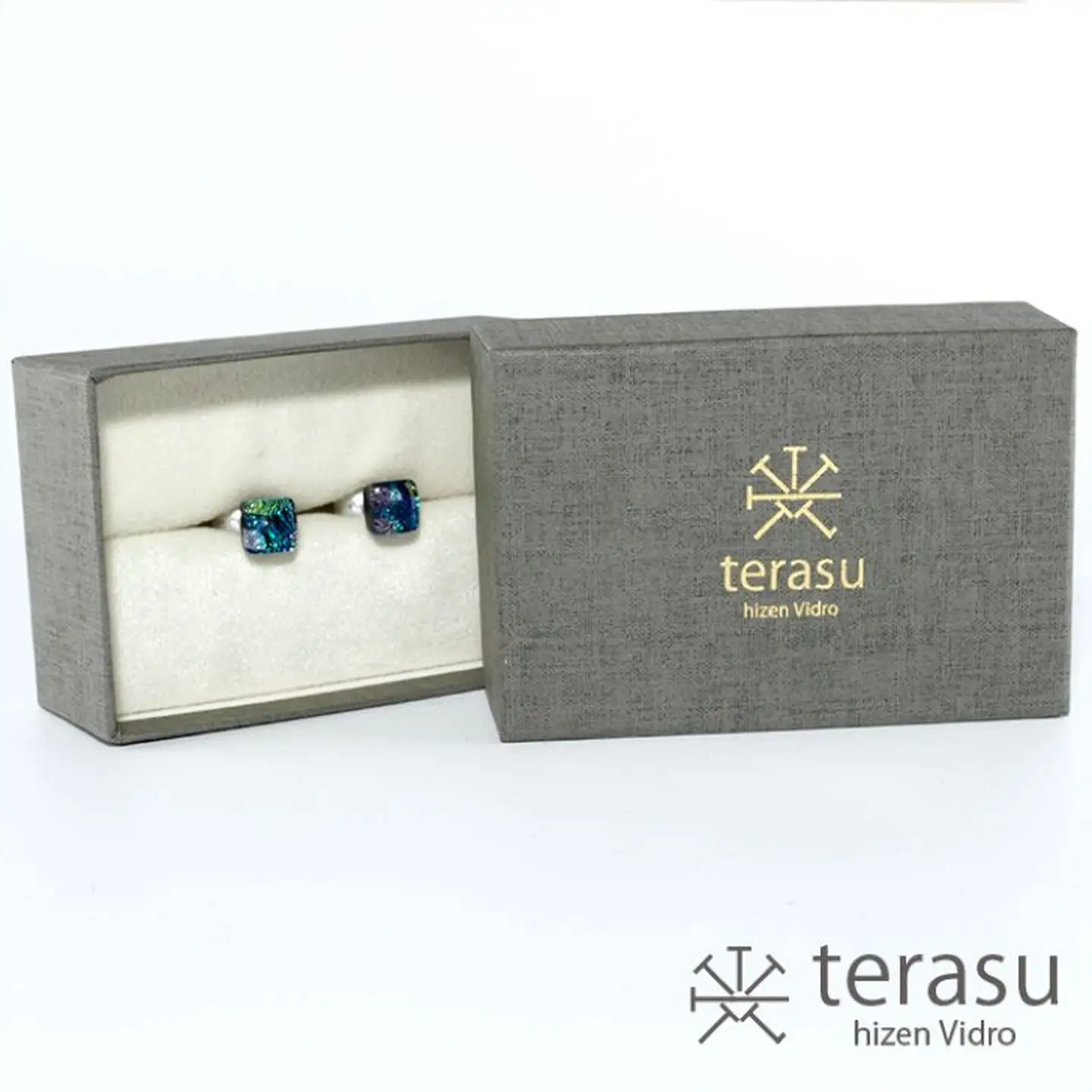 肥前びーどろイヤリング（青・四角） 工芸品 伝統工芸品 副島硝子 ガラス アクセサリー イヤリング プレゼント ギフト 母の日 ：B320-007