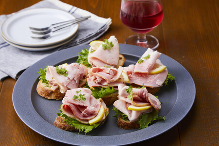 ＜定期便3回＞『夢一喜』【訳あり】ロースハム切落し1.3kg(ドレッシング付き)