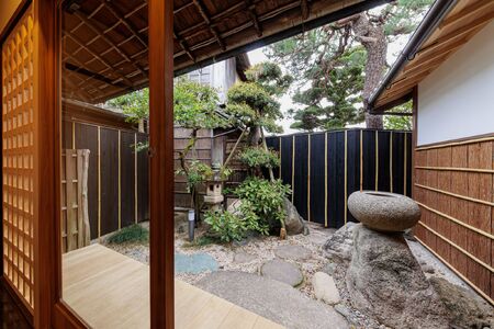1824 NIPPONIA HOTEL伊勢河崎 商人町 ギフト券 30,000円 伊勢 河崎 伊勢神宮 参拝 巡礼 宿泊 ホテル 旅行 観光 宿泊チケット ギフト券 NIPPONNIA 癒し 歴史