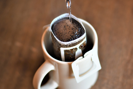 ドリップバッグ コーヒー アソートセット 3種 3個セット（3杯分） [自家焙煎珈琲豆シロネコ 静岡県 吉田町 22424636]