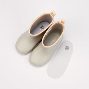 ワッペン付レインブーツ　Ｐｏｍｐｏｎ'sハリネズミ　16cm　5-105
