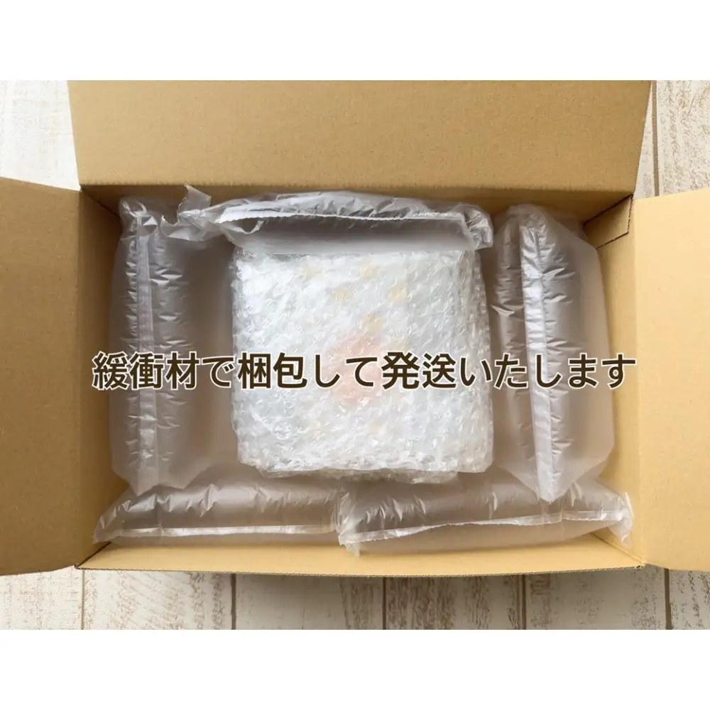 溢れる想いを詰め込んで　ハートのクッキー缶 