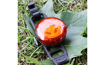 ウェアラブル セーフティ ライト ［ SYNC WEARABLE ］ キャットアイ 自転車 日用品 雑貨 