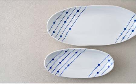 有田焼 染付 楕円皿 すだれ十草 大・小セット 【やきものの里】食器 器 うつわ オーバル皿 電子レンジ対応 磁器 A14-161