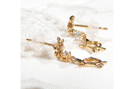 ピアス ハワイアン スタッドピアス K18YG イエローゴールド ダイヤモンド 0.08ct プルメリア カメ ホヌ ウミガメ 18金 揺れる 【f286-k18yg】 [オーダーメイドジュエリーメイ 山梨県 韮崎市 20745220]