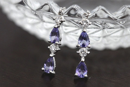 ピアス タンザナイト ペアシェイプ プラチナ PT900 ダイヤモンド 0.16ct レディース ドロップ 滴 雫 チェーンピアス 揺れる 誕生石【f090-pt】 [オーダーメイドジュエリーメイ 山梨県 韮崎市 20745204]