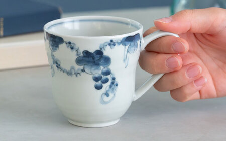 【陶器市特集】【波佐見焼】染付葡萄 ひさごマグ 食器 マグ【西海陶器】[OA492]