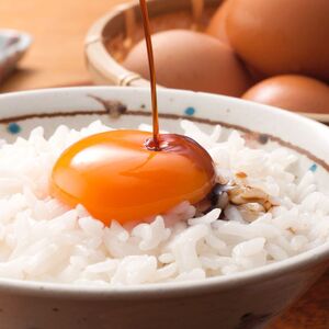 小豆島 桶（こが）仕込 天然醸造 正金醤油　　桶仕込濃口 純・八方だしセット 360ml　各２本　計4本入