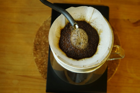 スペシャルティコーヒー コーヒー粉 珈琲 セット ドリップ 3回 定期便 スペシャルティブレンド パウダータイプ 240g 総計720g [マメルクコーヒー 長崎県 平戸市 hr42bgy390008]