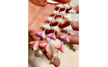 M551 【つまみ細工の髪飾り 淡桜】つまみ細工 髪飾り 絹100％ 成人式 七五三 結婚式 花 水引 絹 寿 淡桜 桜 花 Uピン式 ヘアアクセサリー フラワー ピンク 振袖向け 卒業式 和装 着物 アレンジ自在