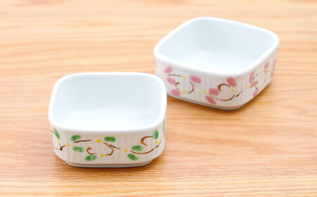 【波佐見焼】角パック 唐草 ペア 2色セット グリーン・ピンク【団陶器】[PB216]