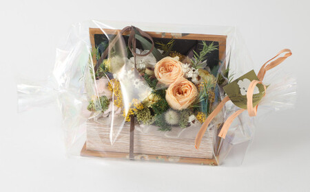 【 HANAGRA 】プリザーブドフラワー アレンジメント 「BOOK ・Apricot」 生花 水不要 綺麗 お花 花 バラ 小花 インテリア