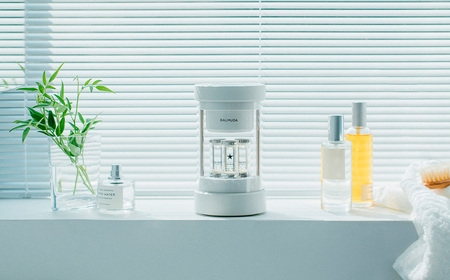 バルミューダ BALMUDA The Speakerホワイト M01A-WH／JP｜ バルミューダ ザ・スピーカー BALMUDA 選べるカラー スピーカー ポータブル Bluetooth AUX入力対応 小型 おしゃれ 家電 リビング