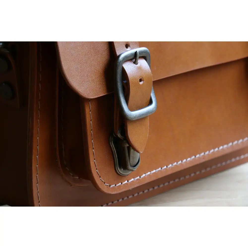 【ブラウン】ＳＢ-01ショルダーバッグ