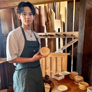 手作り木製おもちプレート（小物置き・アクセサリートレー・プレート）一点もの